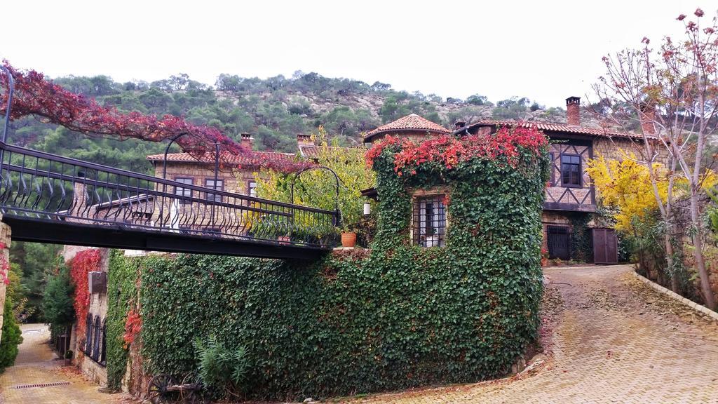 Manici Kasri Küçükkuyu Exterior foto